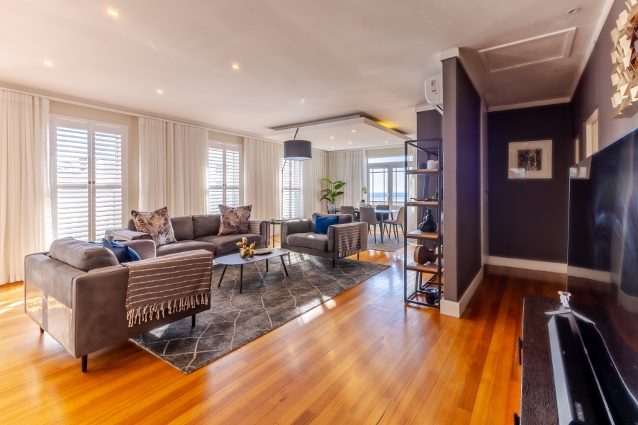 To Let 3 Bedroom Property for Rent in Sea Point Western Cape